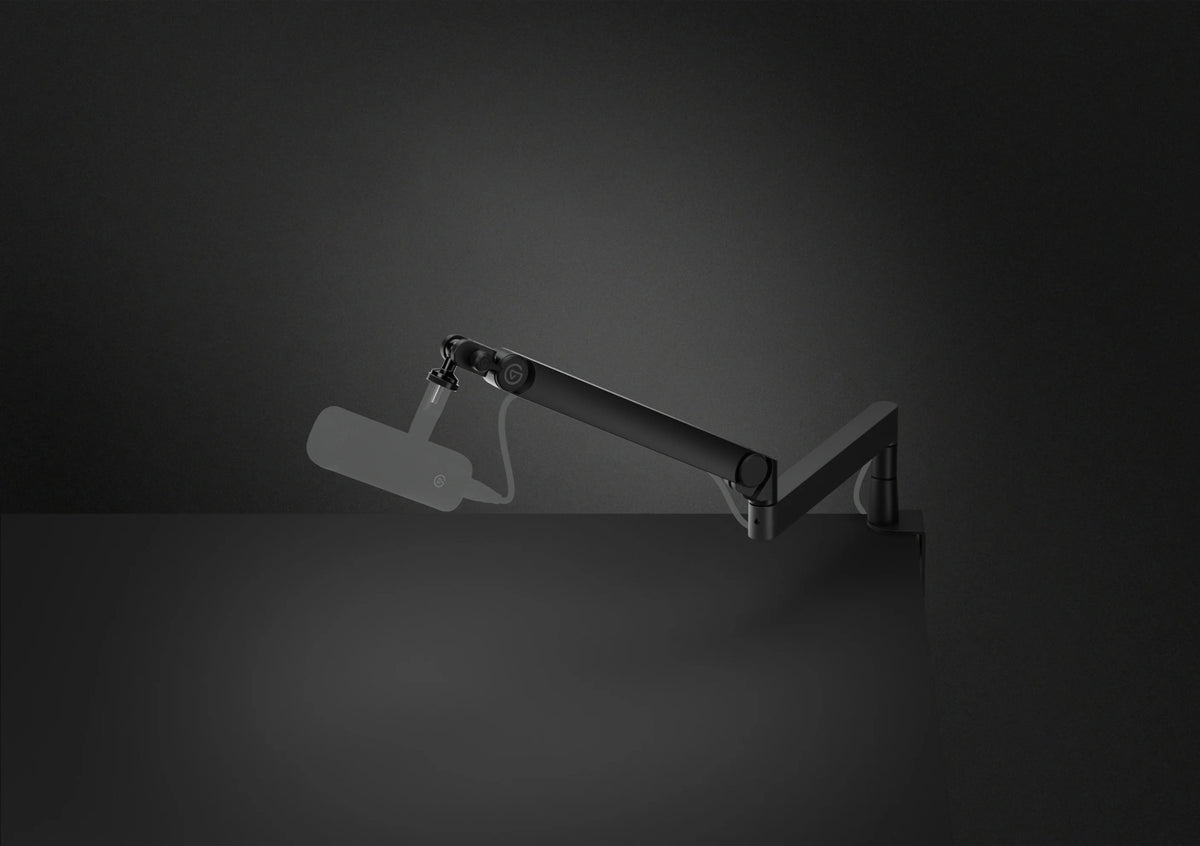 Elgato Wave Mic Arm Pro, in use