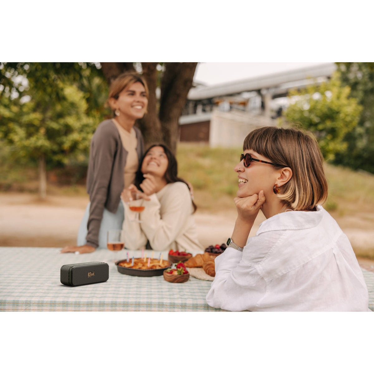 Klipsch Nashville portable speakers, alternate view 8
